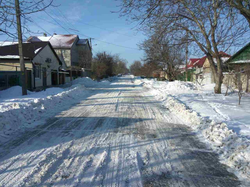 Район расчищают от снега